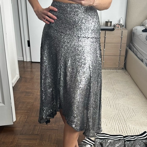 Gorgeous sequin matching set - Picture 2 of 3